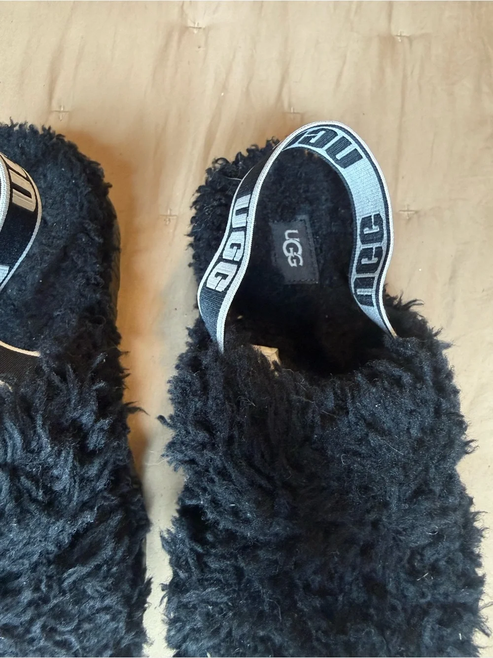 UGG Black Faux-Shearling Platform Slide Sandals